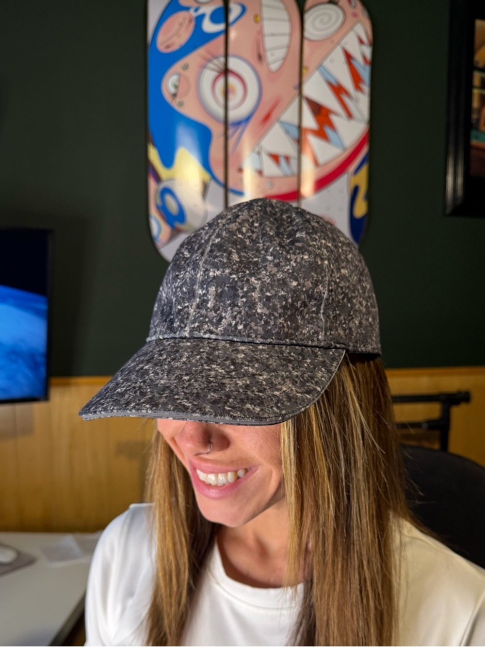 Women’s Speckled Gray Camo Performance Snug Fit Ponyback Buckle Hat